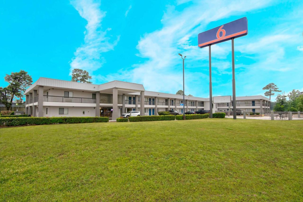 Motel 6 Texarkana, TX Bagian luar foto